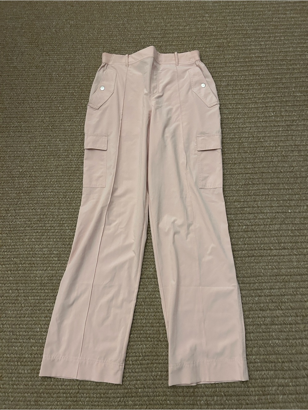 Athleta Vienna Cargo pant, orchid pink, size 10